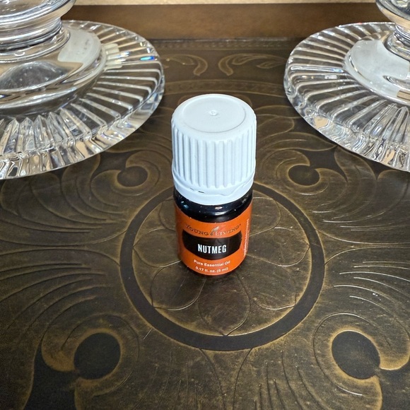 Young Living Other - Nutmeg- Young Living